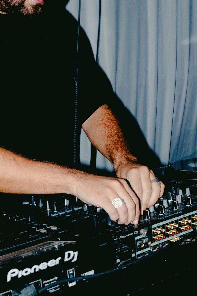 Baruk Granda 2u E0L4O Ww Unsplash 683x1024